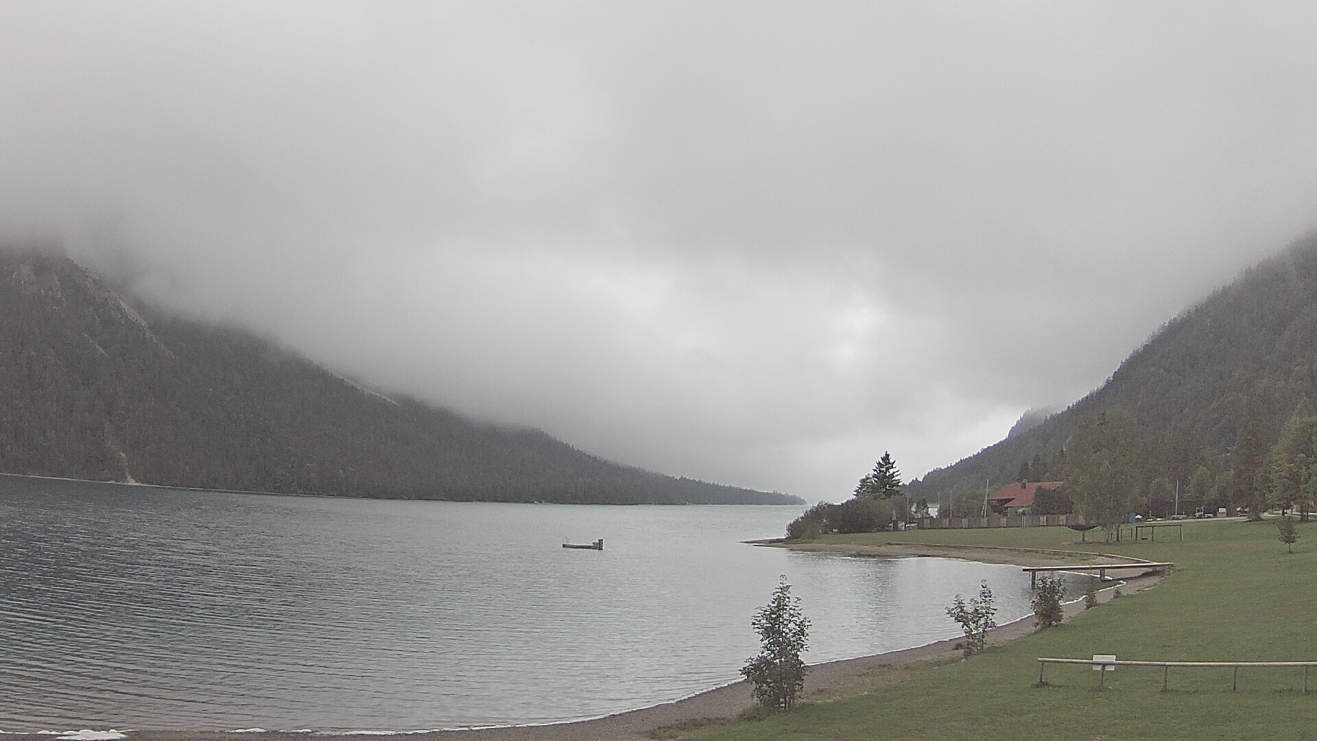 Archived image Webcam Lake Plansee near Reutte