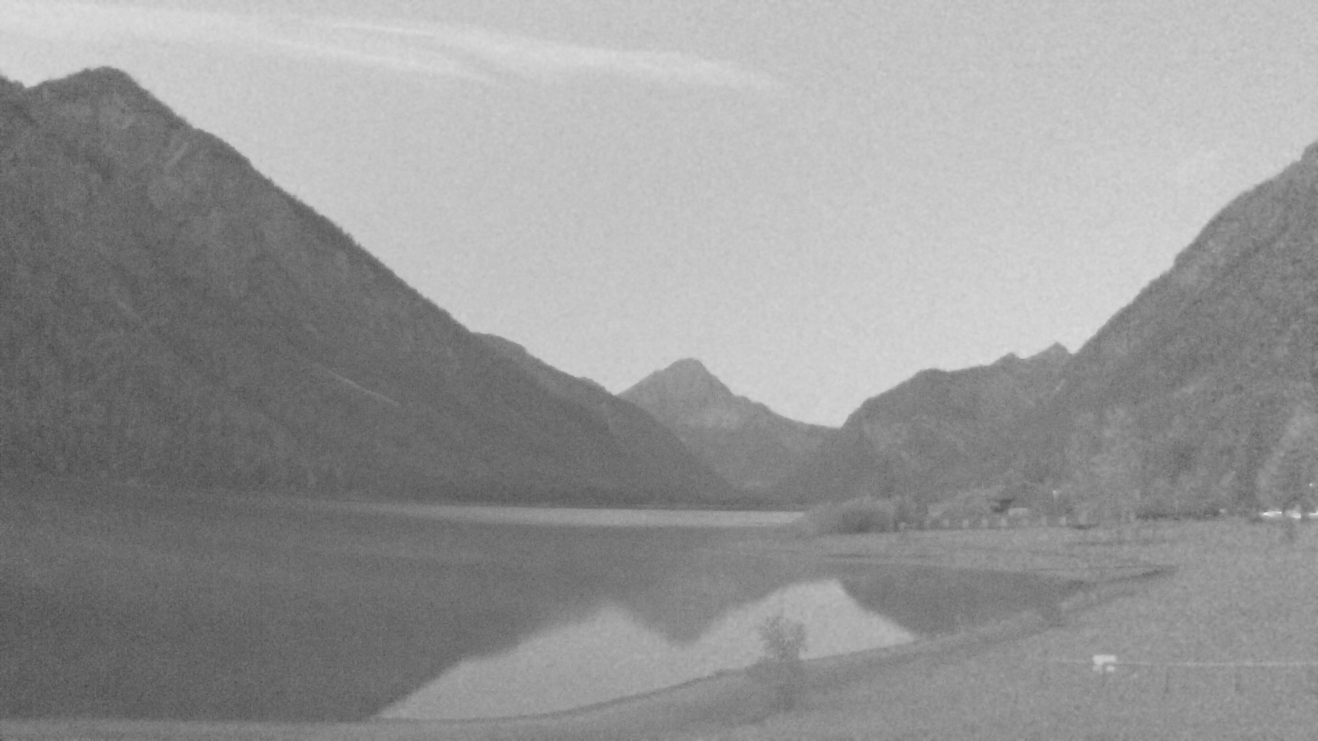 Archived image Webcam Lake Plansee near Reutte