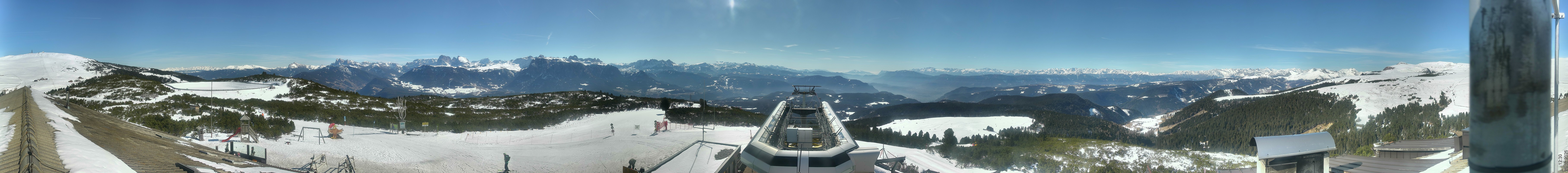 Archived image Webcam View over South Tyrol from the Schwarzseespitze