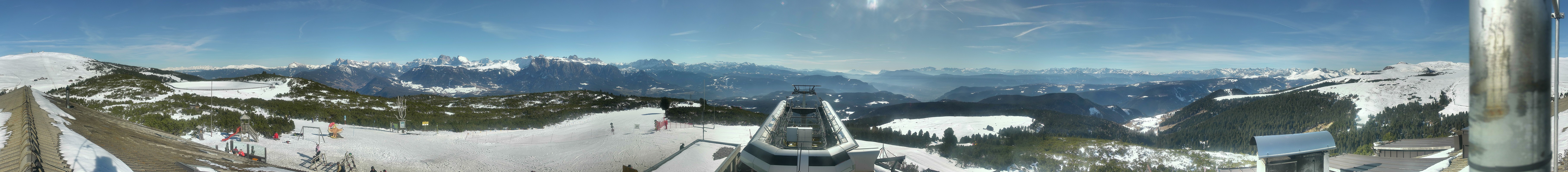 Archived image Webcam View over South Tyrol from the Schwarzseespitze