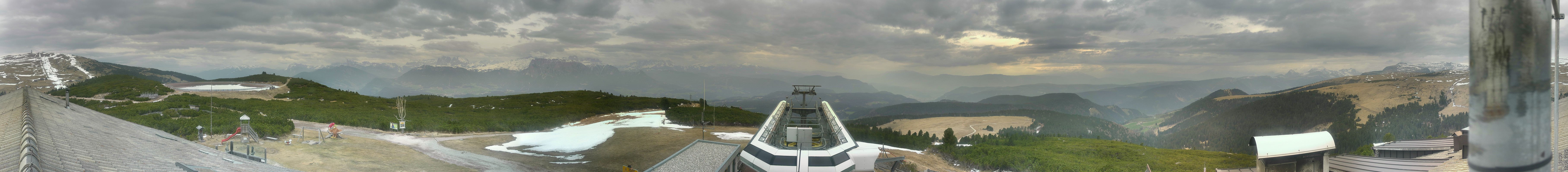 Archived image Webcam View over South Tyrol from the Schwarzseespitze