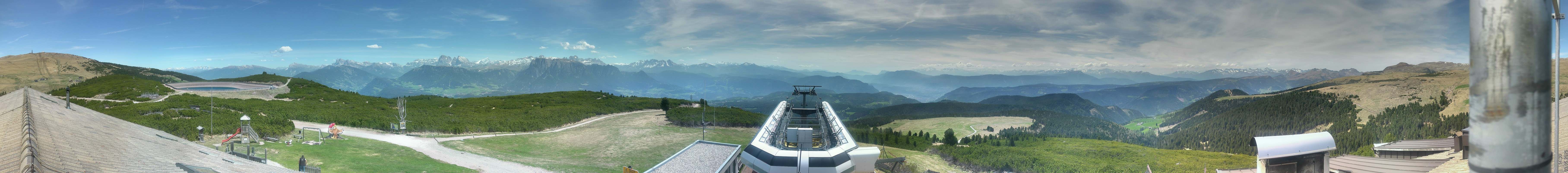 Archived image Webcam View over South Tyrol from the Schwarzseespitze