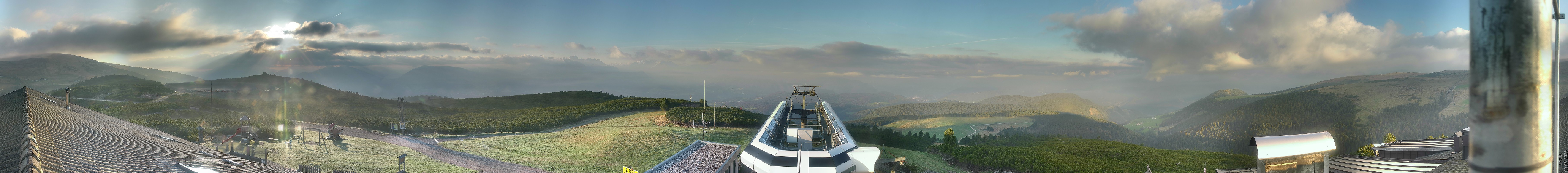 Archived image Webcam View over South Tyrol from the Schwarzseespitze