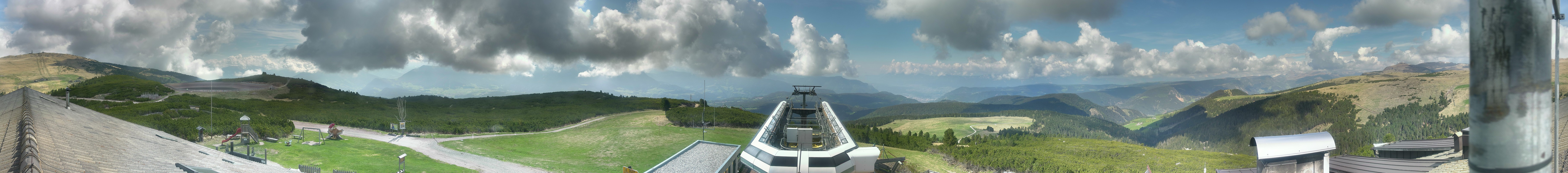 Archived image Webcam View over South Tyrol from the Schwarzseespitze