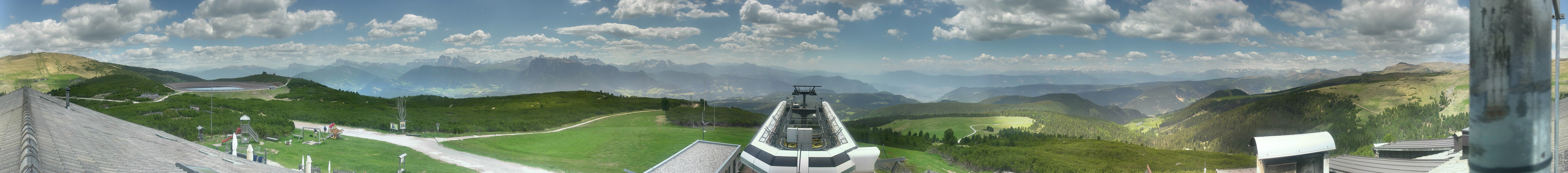 Archived image Webcam View over South Tyrol from the Schwarzseespitze