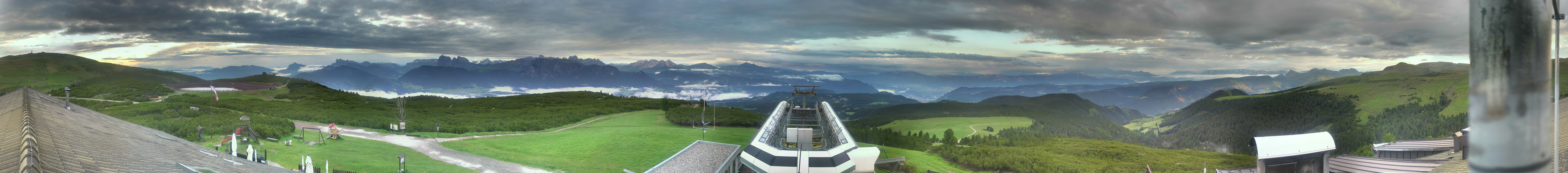 Archived image Webcam View over South Tyrol from the Schwarzseespitze