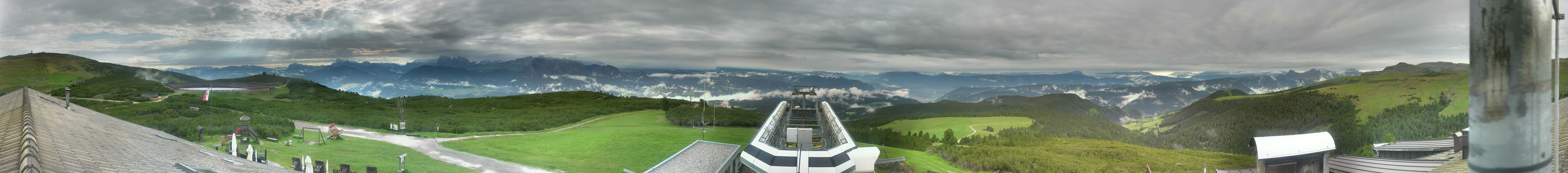 Archived image Webcam View over South Tyrol from the Schwarzseespitze