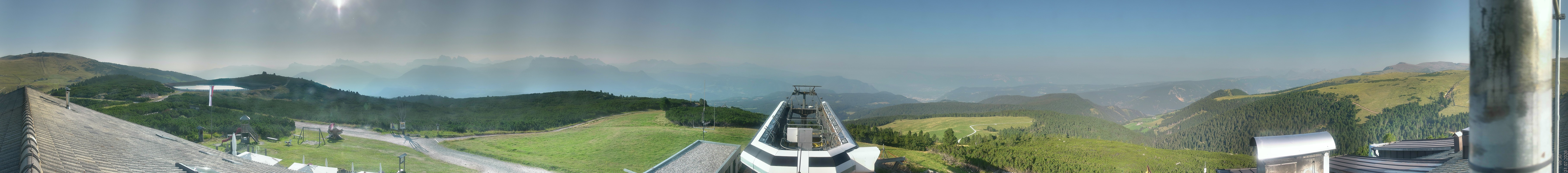 Archived image Webcam View over South Tyrol from the Schwarzseespitze