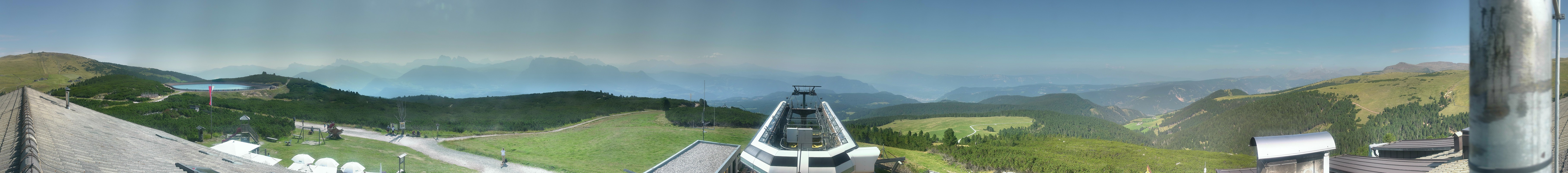 Archived image Webcam View over South Tyrol from the Schwarzseespitze