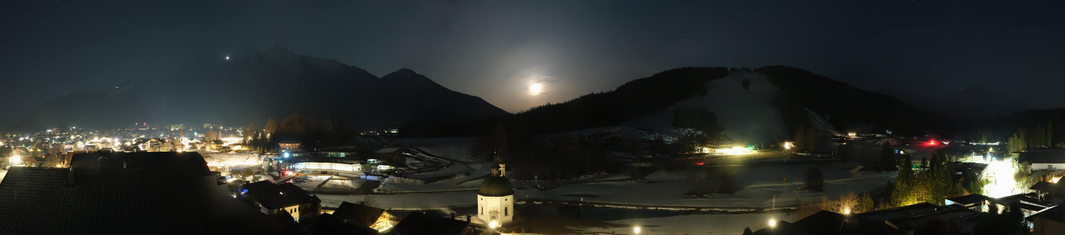 Archived image Webcam Seefeld church