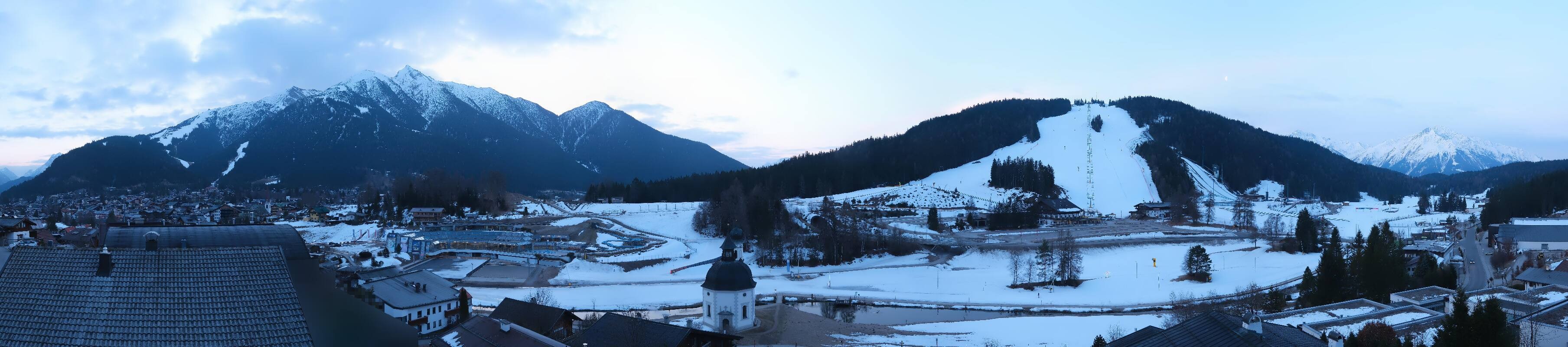 Archived image Webcam Seefeld church