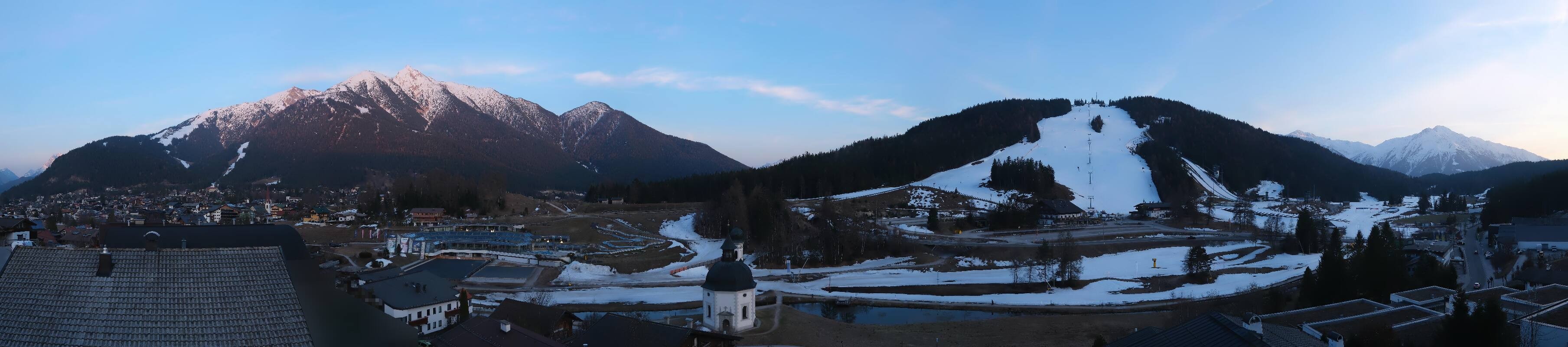 Archived image Webcam Seefeld church