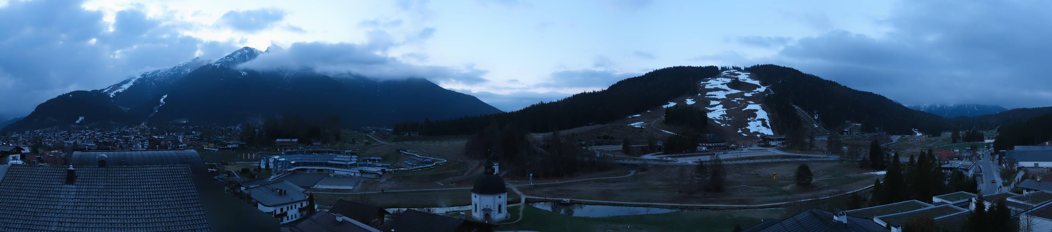 Archived image Webcam Seefeld church