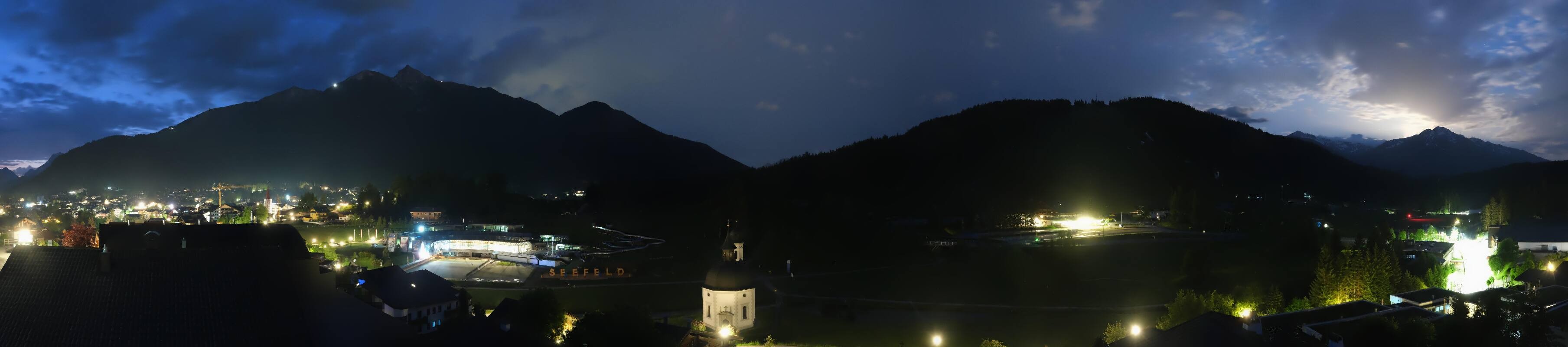 Archived image Webcam Seefeld church