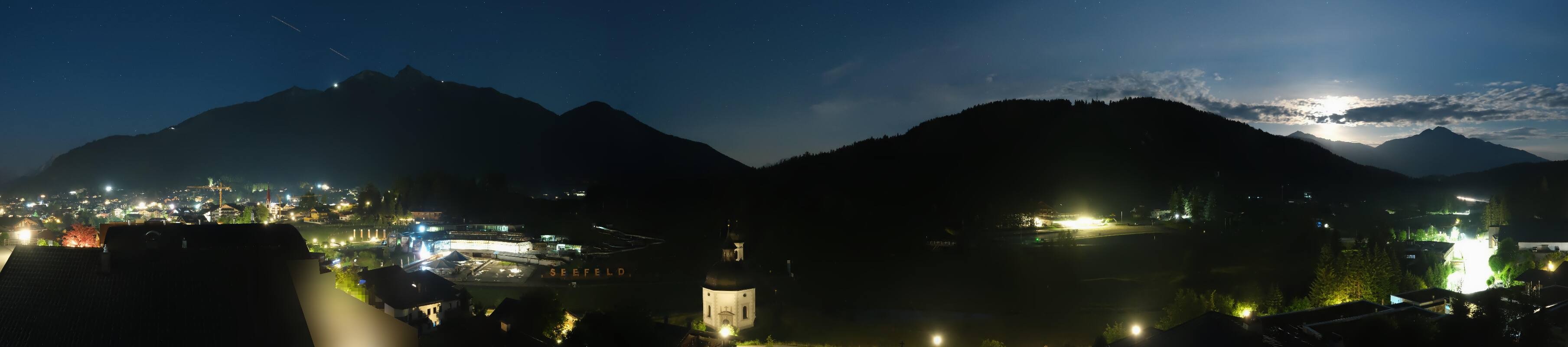 Archived image Webcam Seefeld church