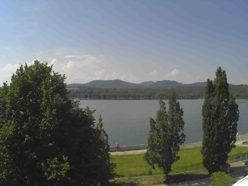 Archiv Foto Webcam Olberdorfer See: Blick auf das Zittauer Gebirge