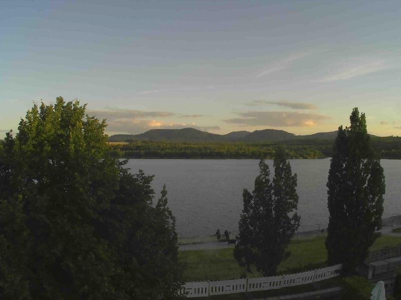 Archiv Foto Webcam Olberdorfer See: Blick auf das Zittauer Gebirge