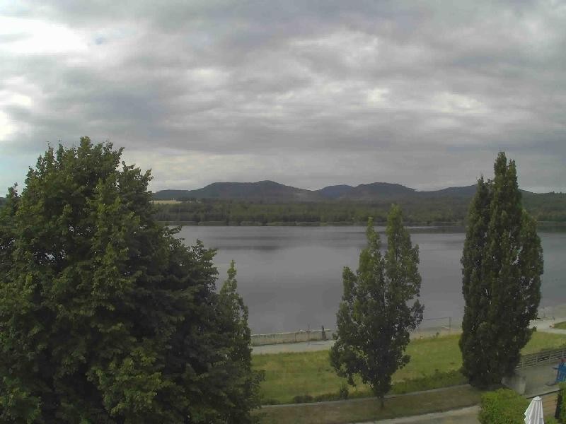 Archiv Foto Webcam Olberdorfer See: Blick auf das Zittauer Gebirge