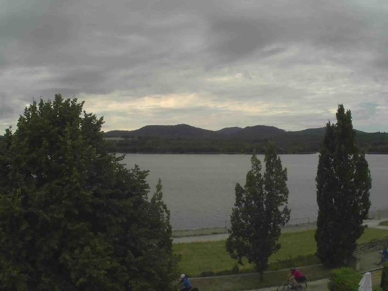 Archiv Foto Webcam Olberdorfer See: Blick auf das Zittauer Gebirge
