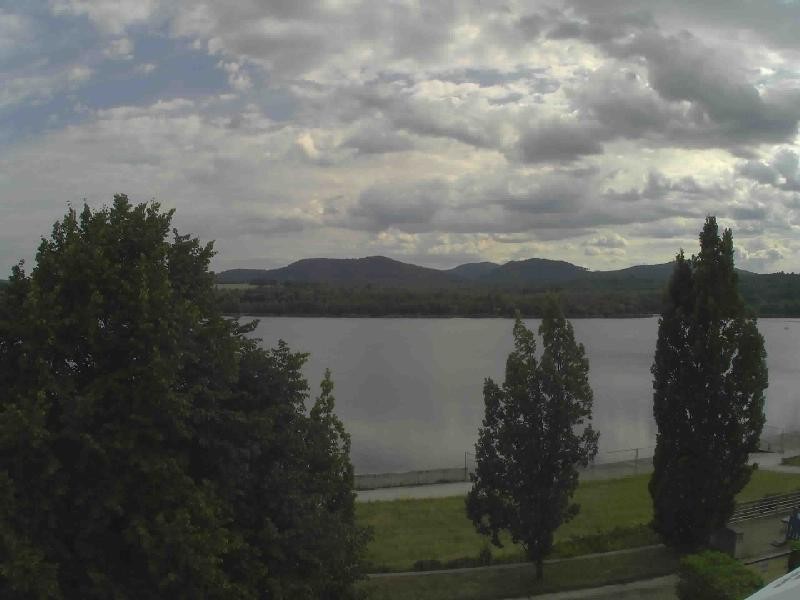 Archiv Foto Webcam Olberdorfer See: Blick auf das Zittauer Gebirge