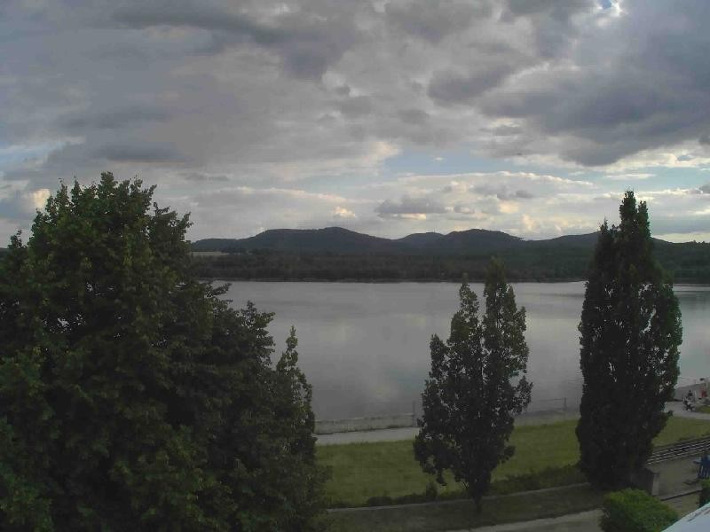 Archiv Foto Webcam Olberdorfer See: Blick auf das Zittauer Gebirge