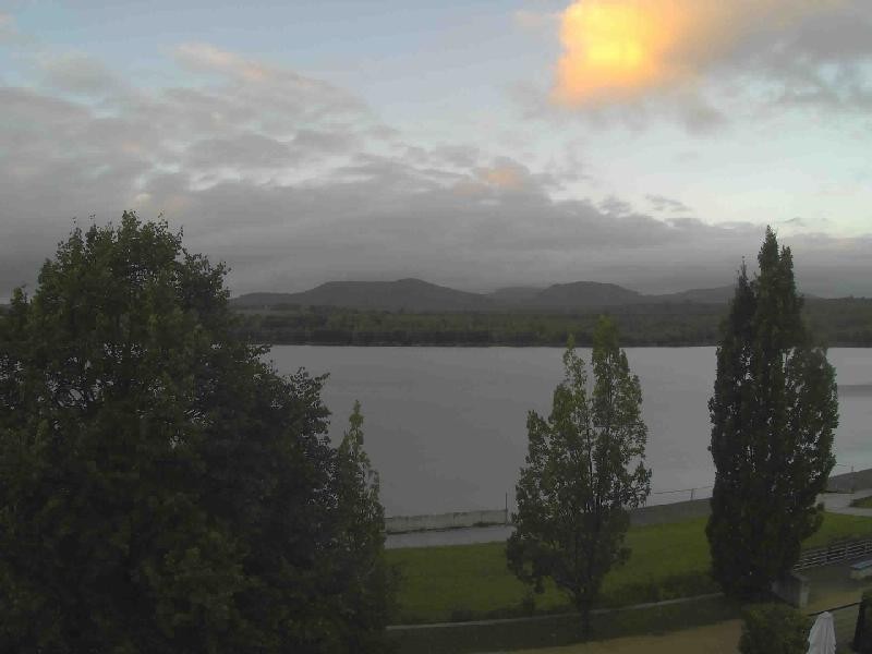 Archiv Foto Webcam Olberdorfer See: Blick auf das Zittauer Gebirge