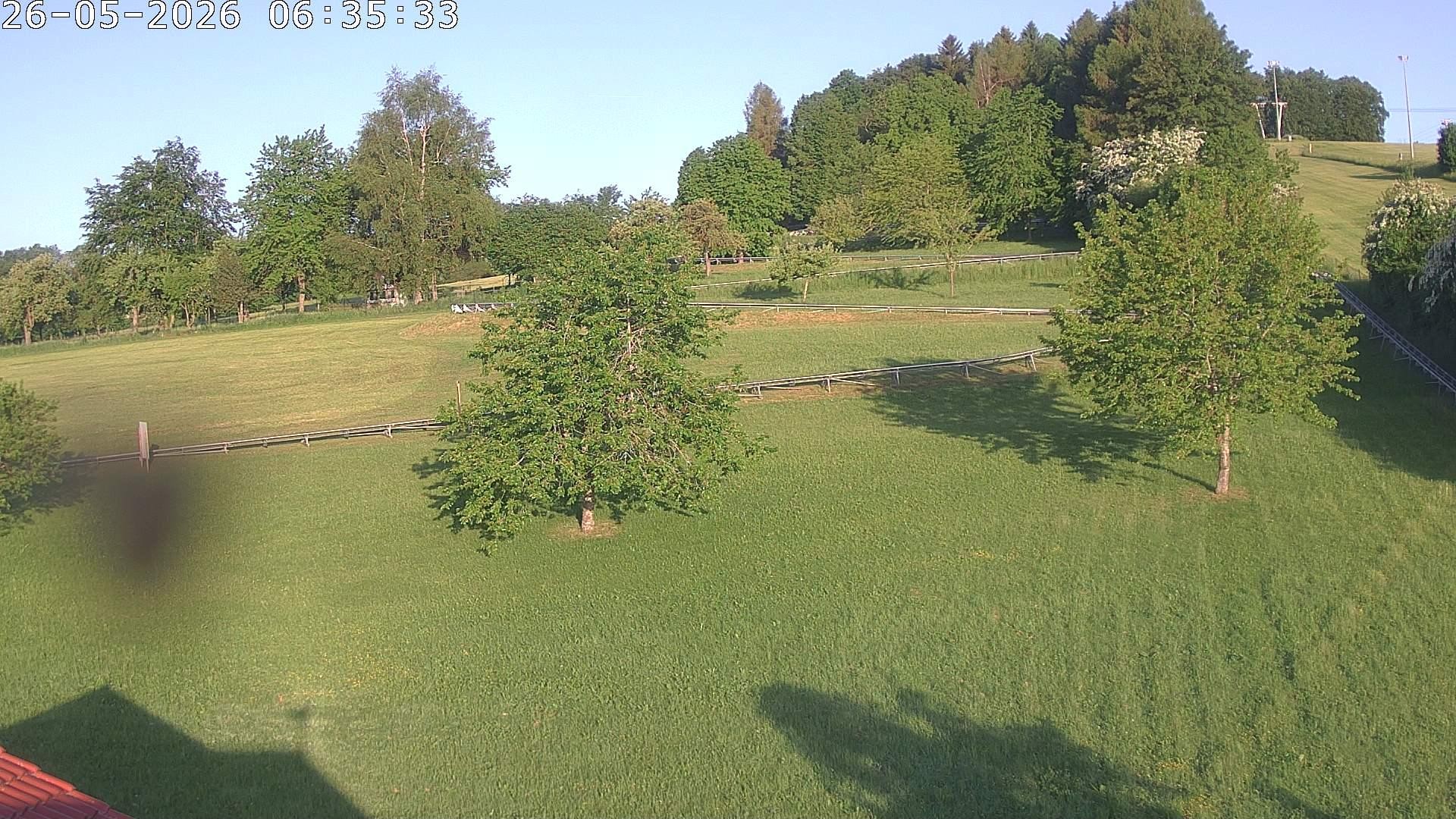 Archived image Webcam Donnstetten Base Station