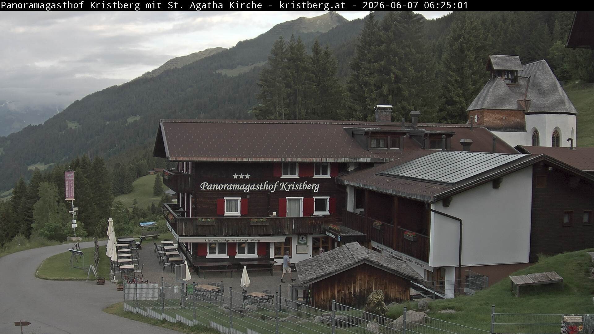 Archived image Webcam Restaurant "Panoramagasthof Kristberg" in Silbertal