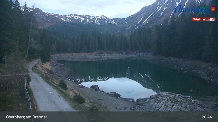 Archived image Webcam Lake Obernberg Brenner
