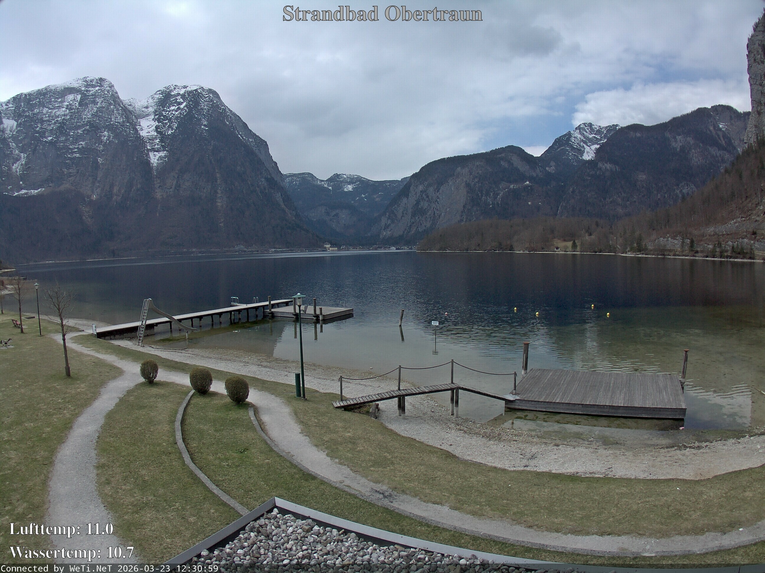 Archiv Foto Webcam Hallstätter See: Strandbad Obertraun