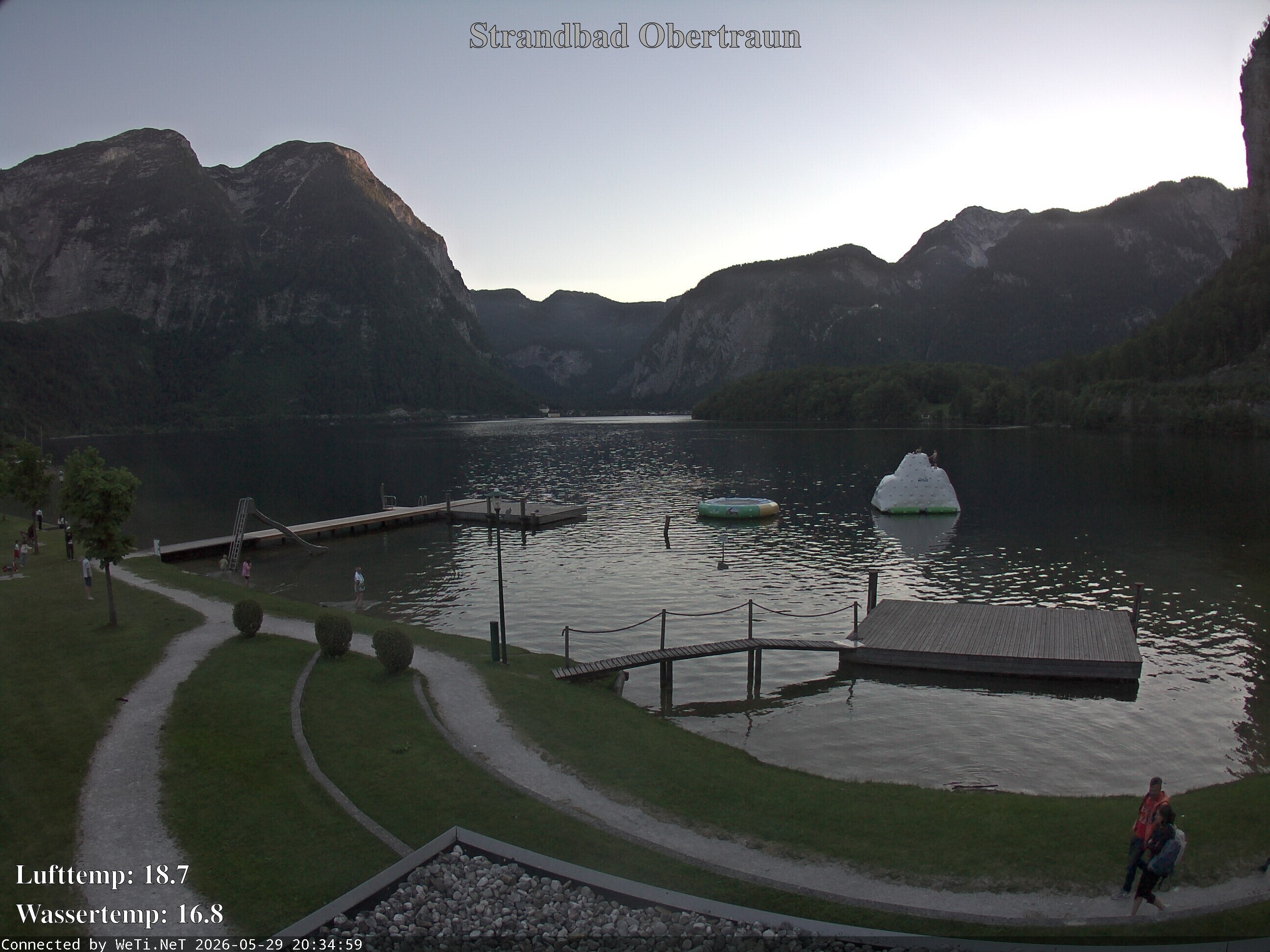 Archiv Foto Webcam Hallstätter See: Strandbad Obertraun