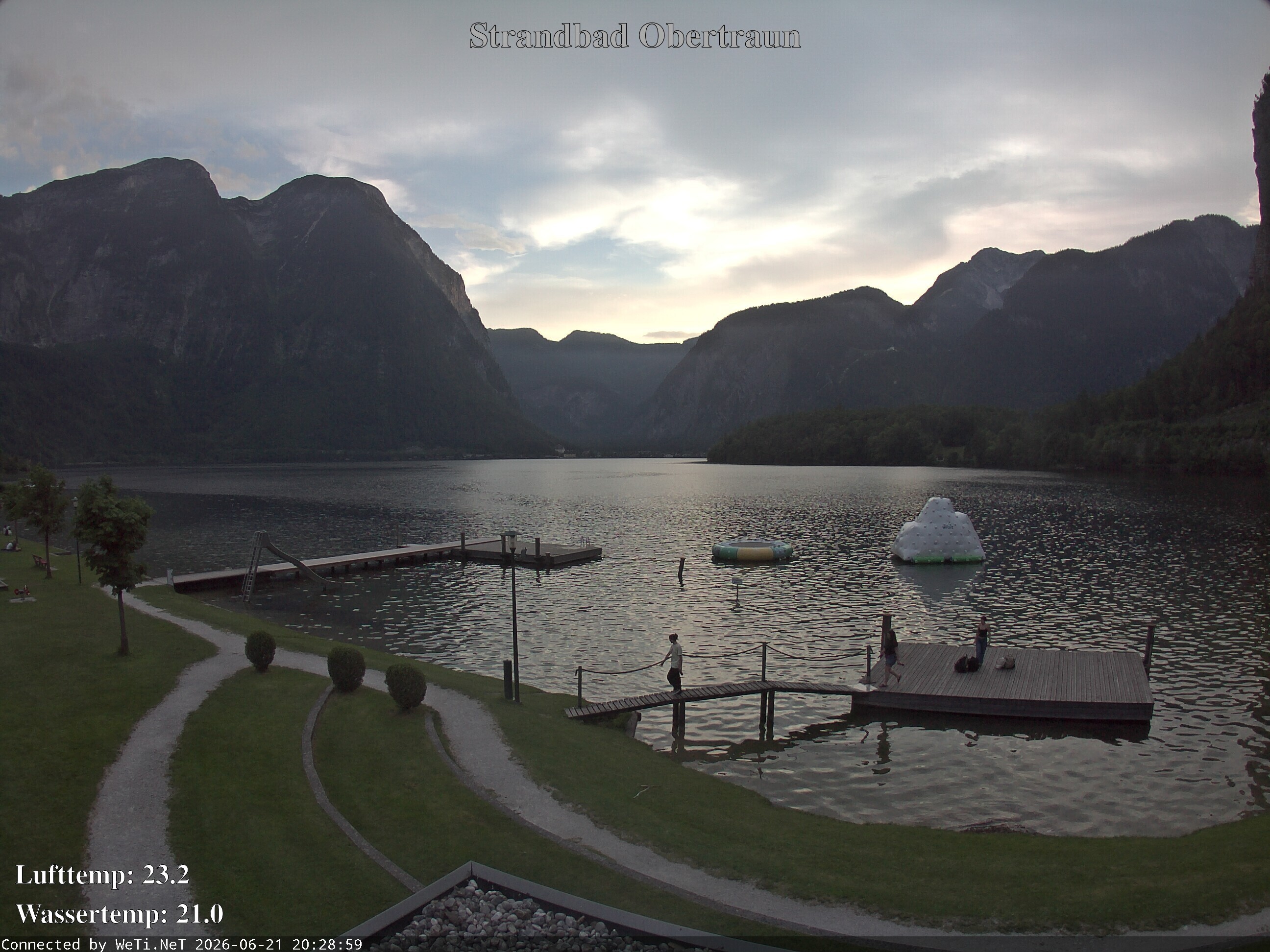 Archiv Foto Webcam Hallstätter See: Strandbad Obertraun