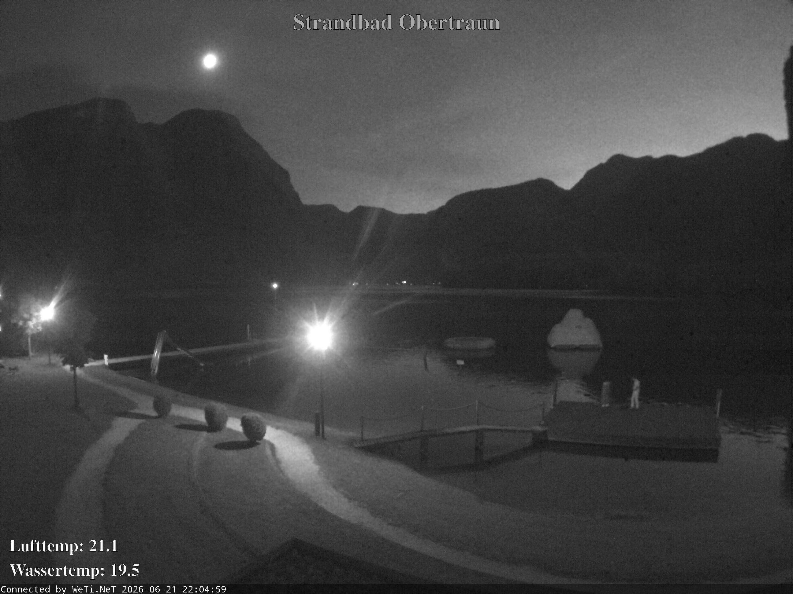 Archiv Foto Webcam Hallstätter See: Strandbad Obertraun