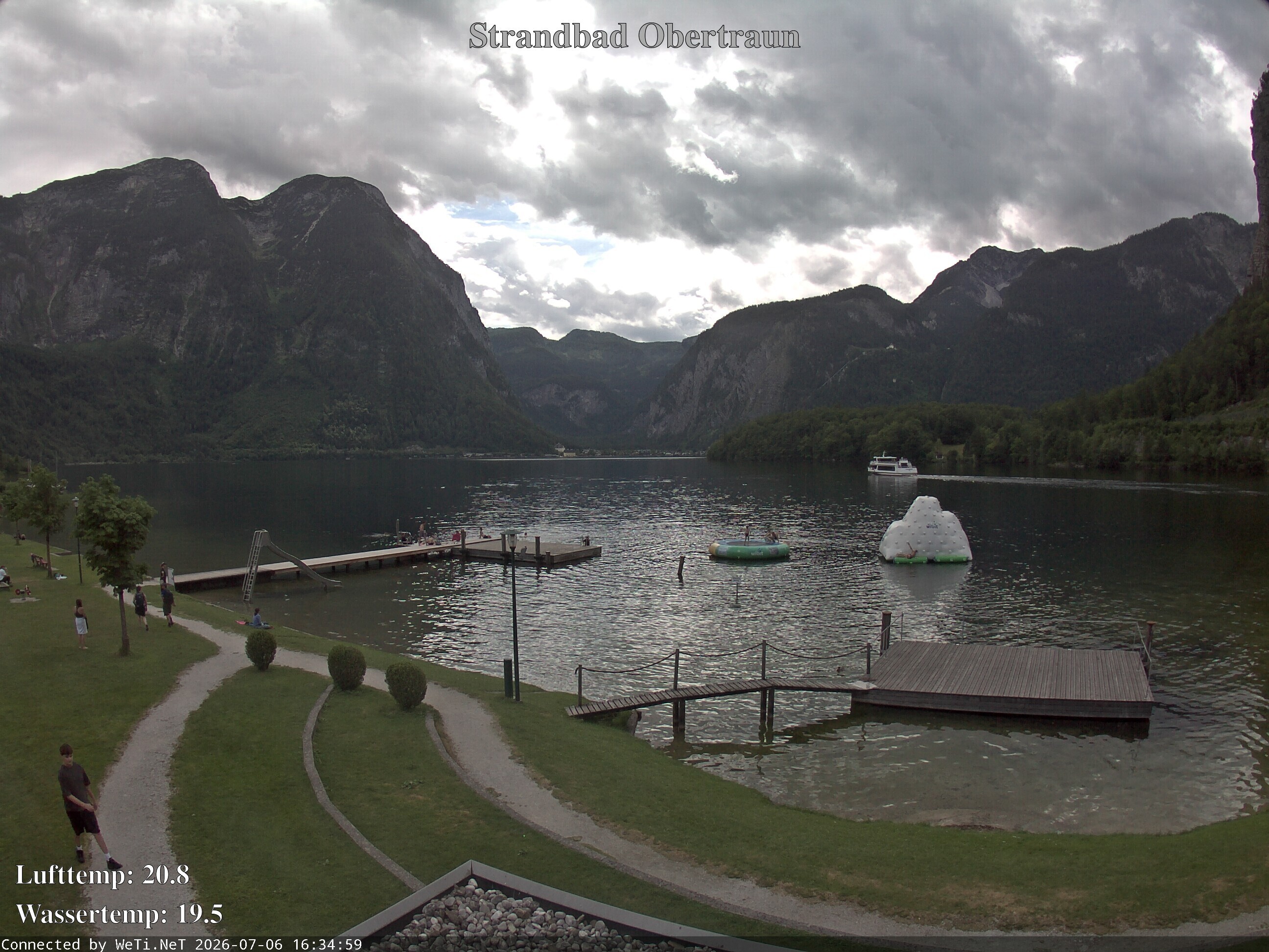 Archiv Foto Webcam Hallstätter See: Strandbad Obertraun