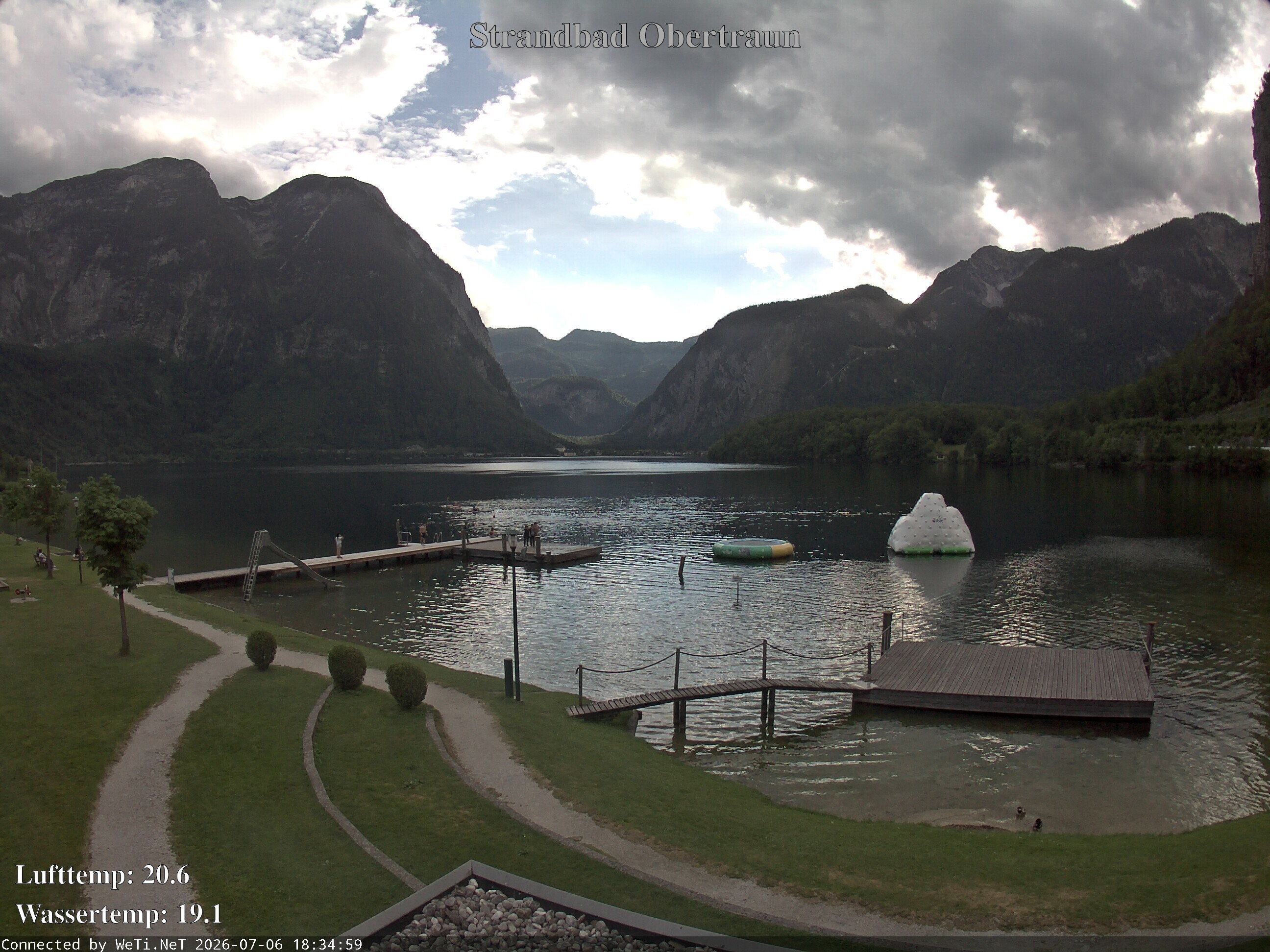 Archiv Foto Webcam Hallstätter See: Strandbad Obertraun