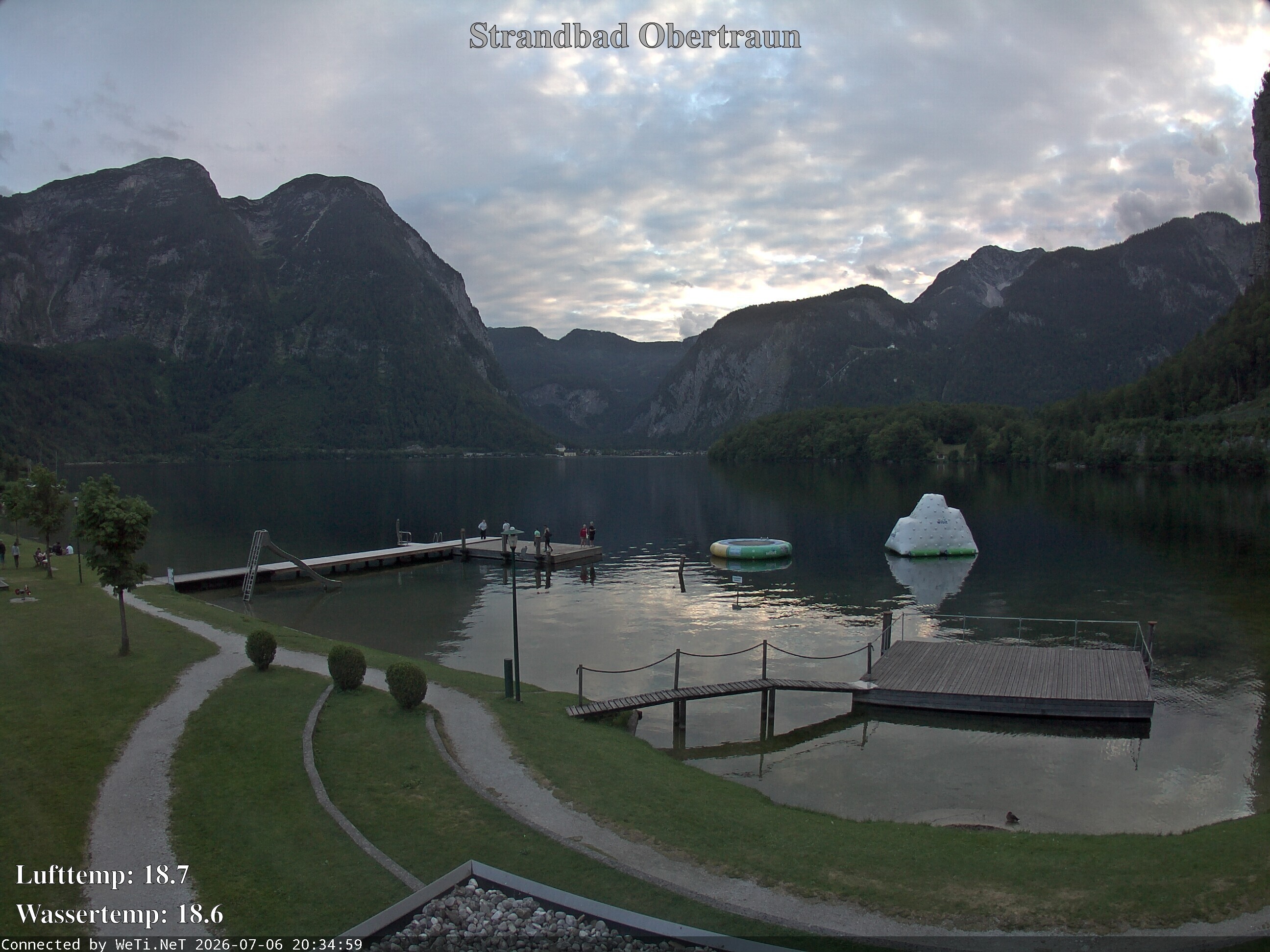 Archiv Foto Webcam Hallstätter See: Strandbad Obertraun