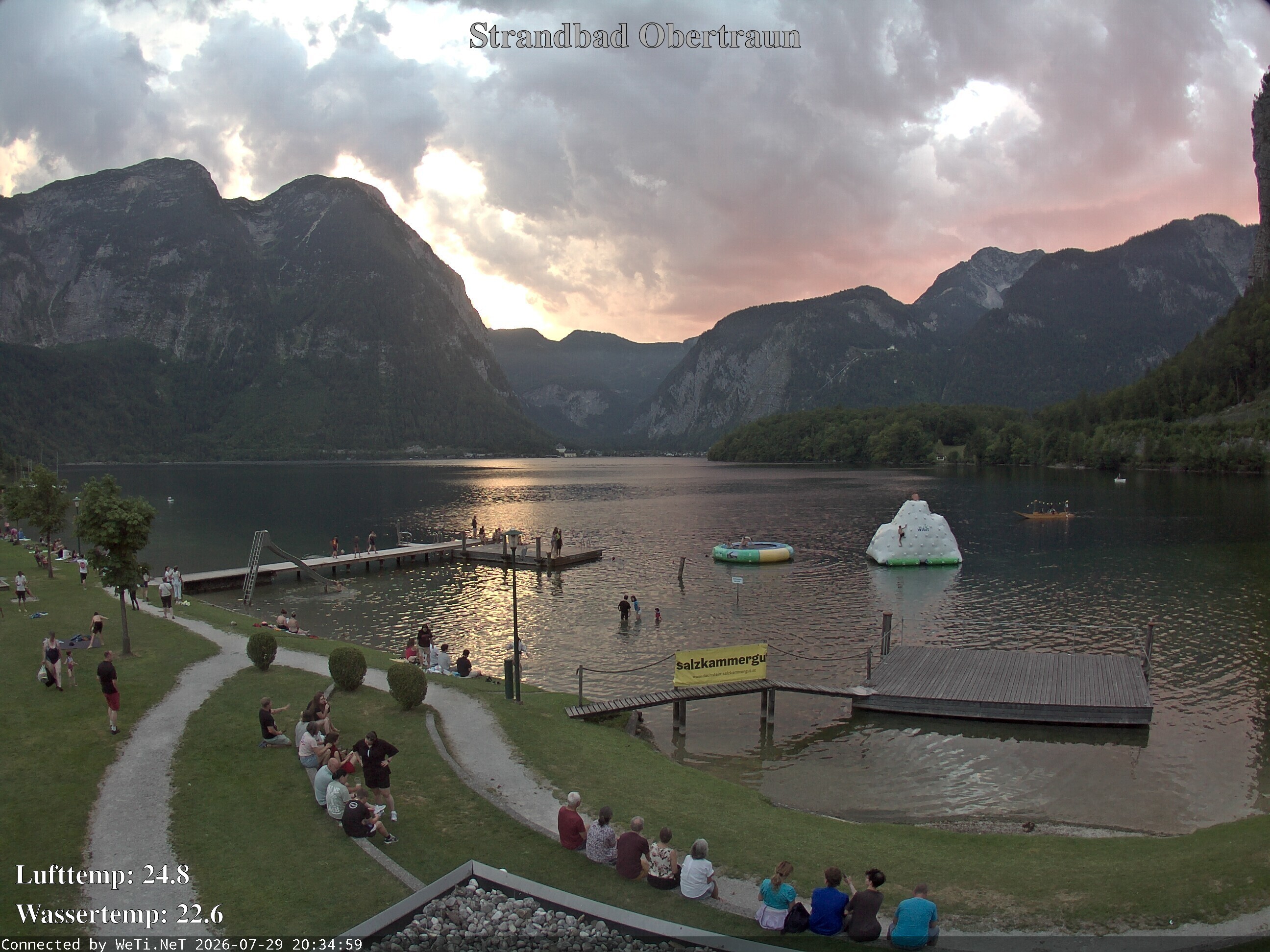 Archiv Foto Webcam Hallstätter See: Strandbad Obertraun