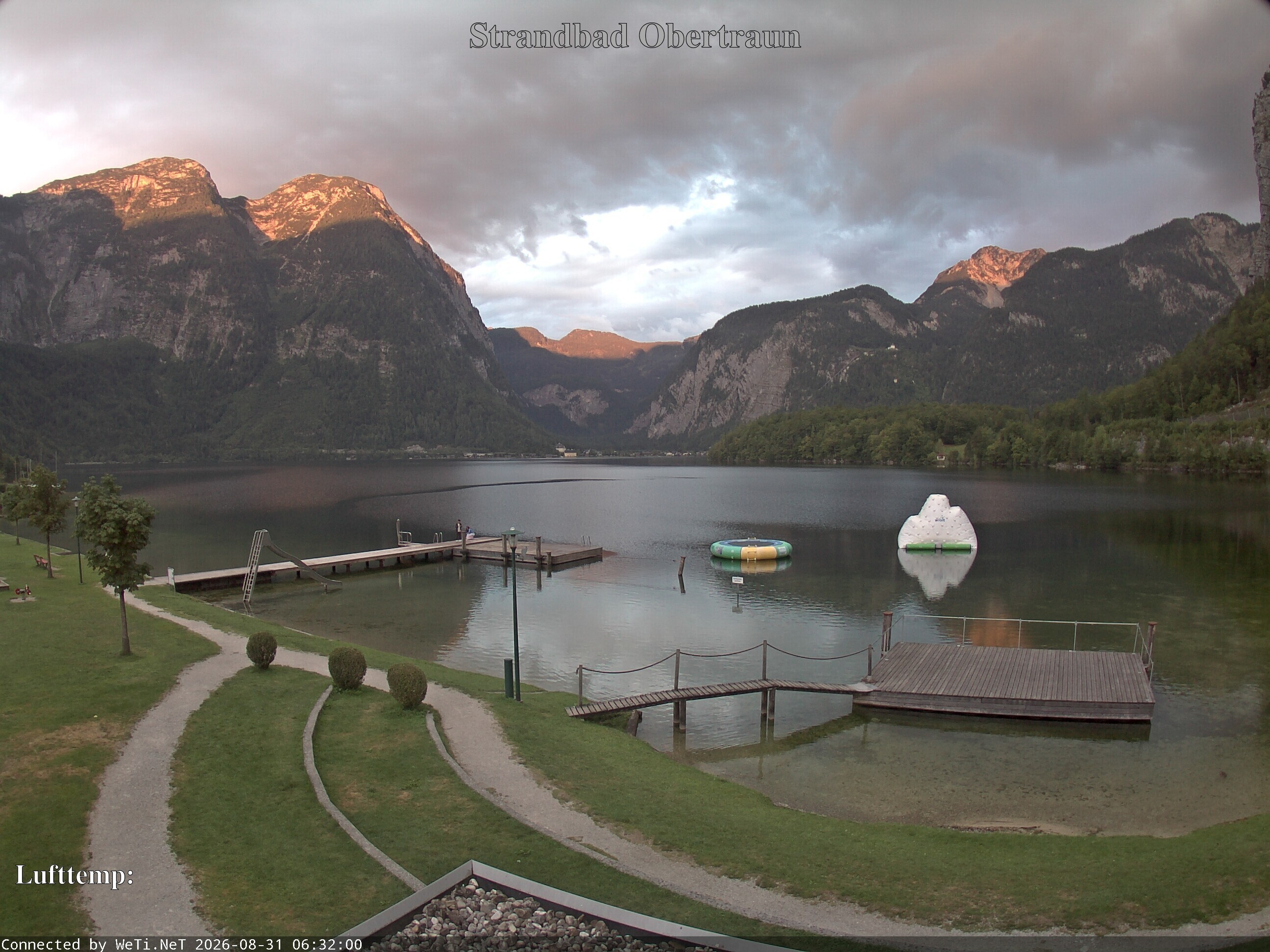 Archived image Webcam Obertraun Lido
