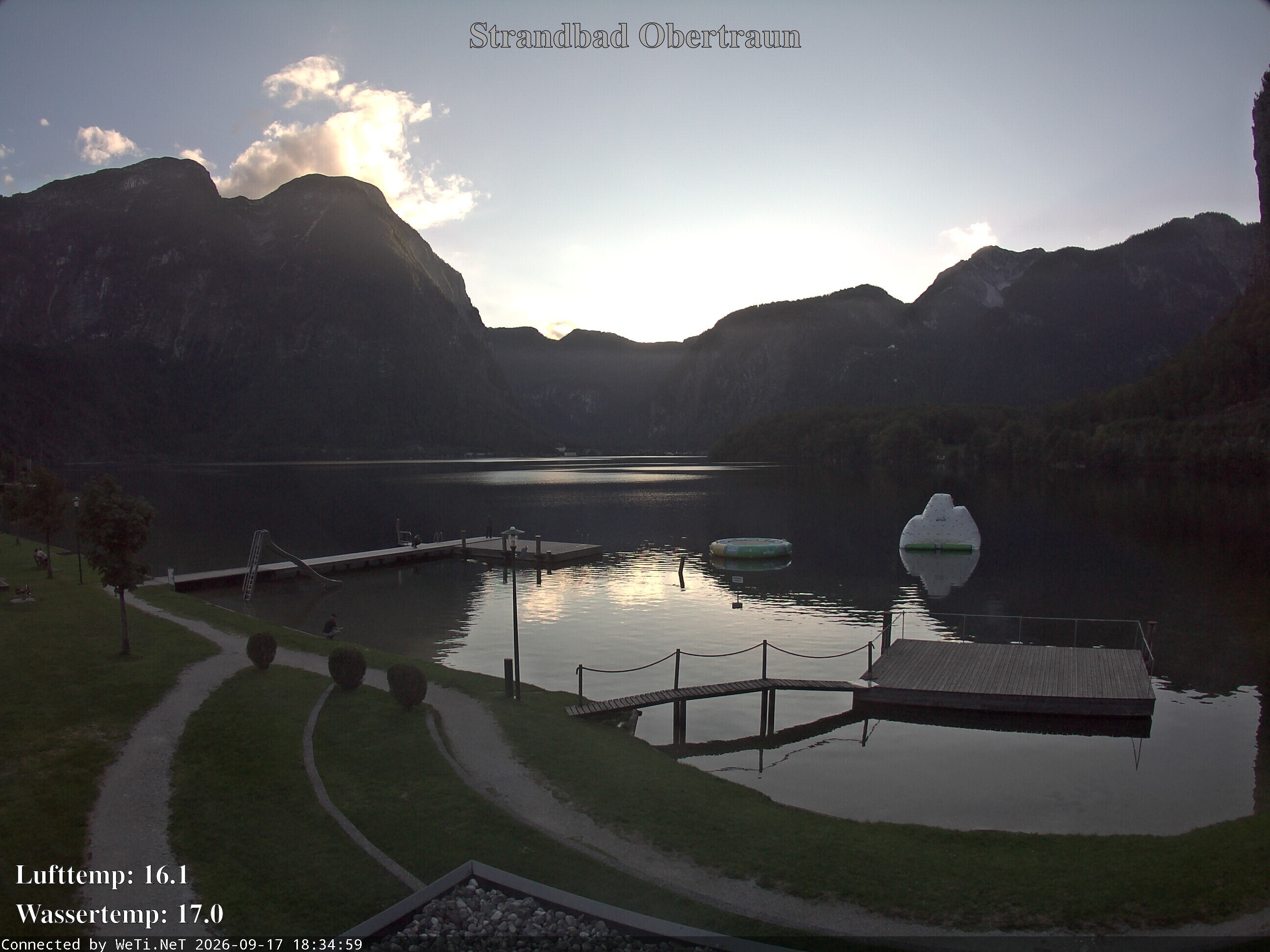 Archiv Foto Webcam Hallstätter See: Strandbad Obertraun