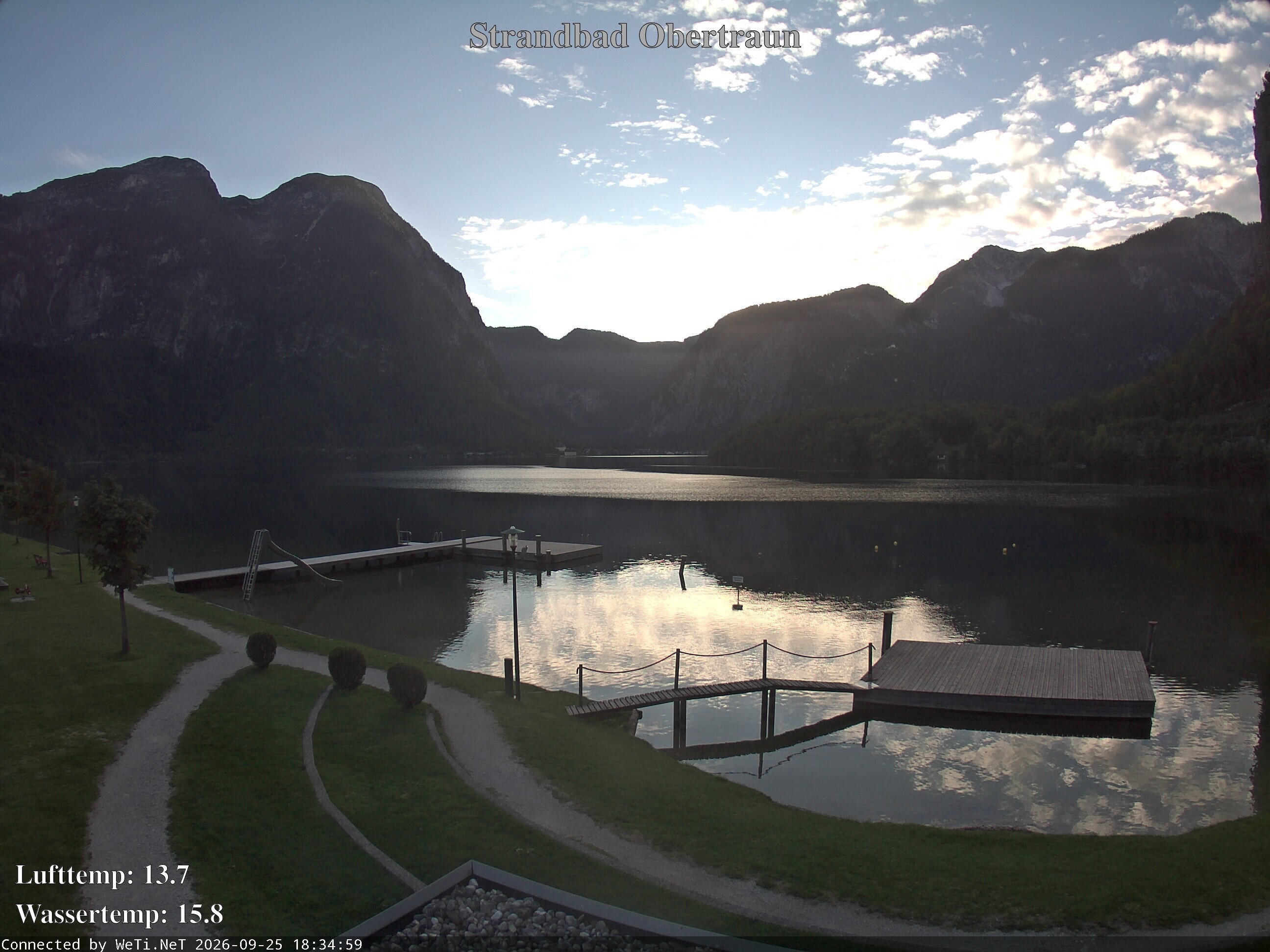 Archiv Foto Webcam Hallstätter See: Strandbad Obertraun
