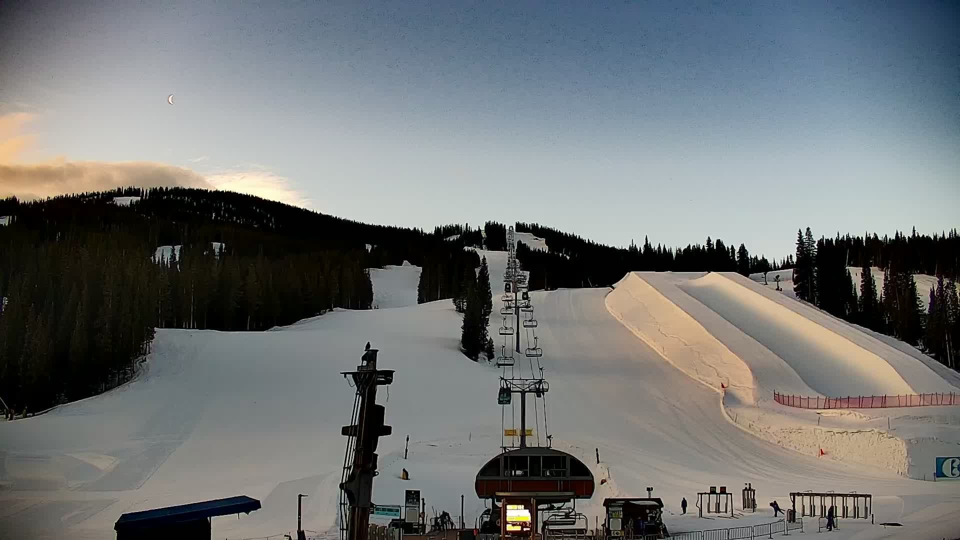 Archived image Webcam Copper Mtn Resort, Center Village