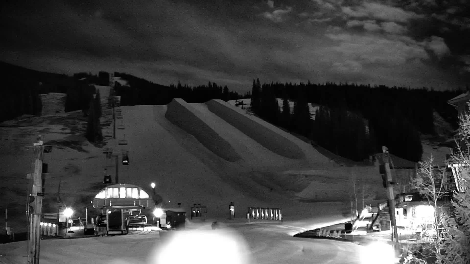 Archived image Webcam Copper Mtn Resort, Center Village