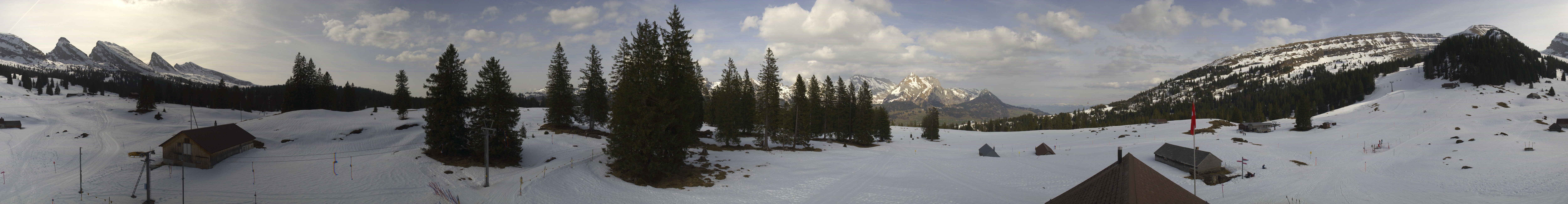 Archiv Foto Webcam Zinggen Pub Alt St. Johann