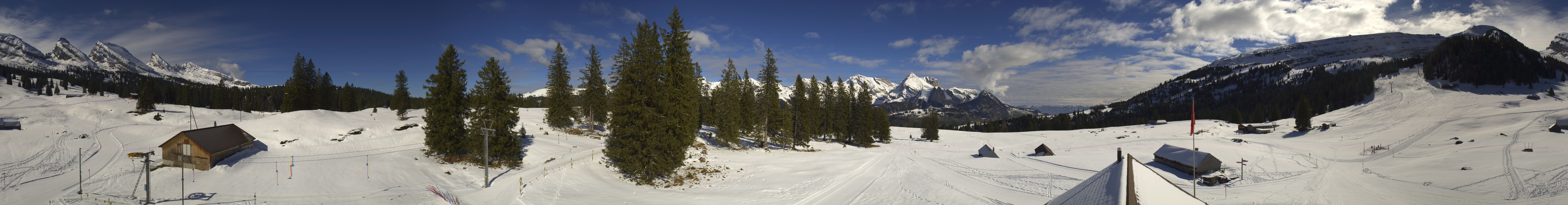 Archiv Foto Webcam Zinggen Pub Alt St. Johann