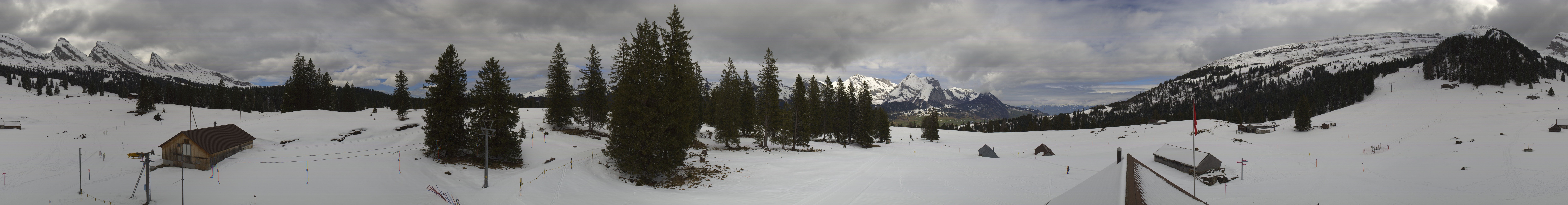 Archiv Foto Webcam Zinggen Pub Alt St. Johann