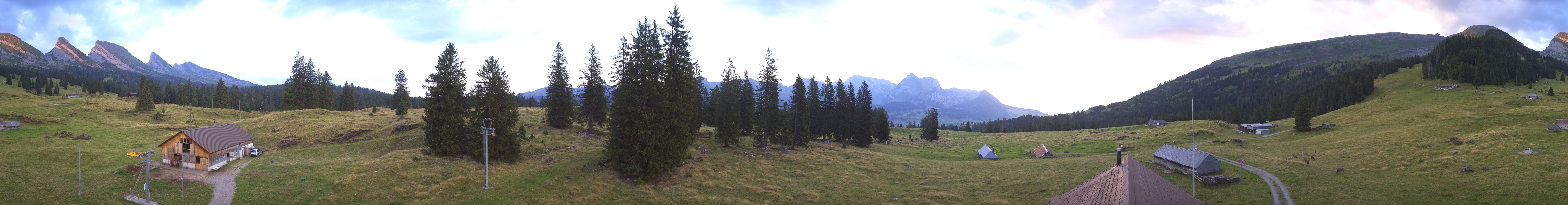 Archiv Foto Webcam Zinggen Pub Alt St. Johann