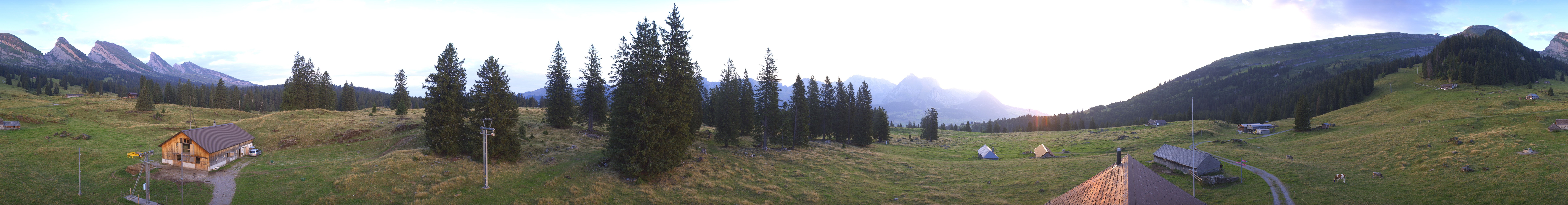 Archiv Foto Webcam Zinggen Pub Alt St. Johann