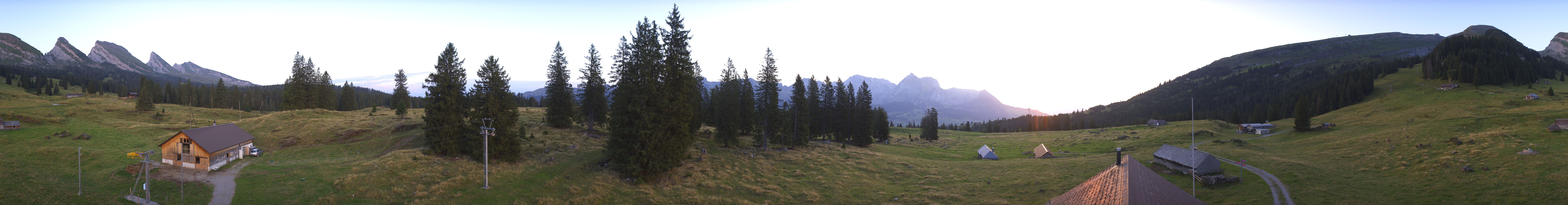 Archiv Foto Webcam Zinggen Pub Alt St. Johann