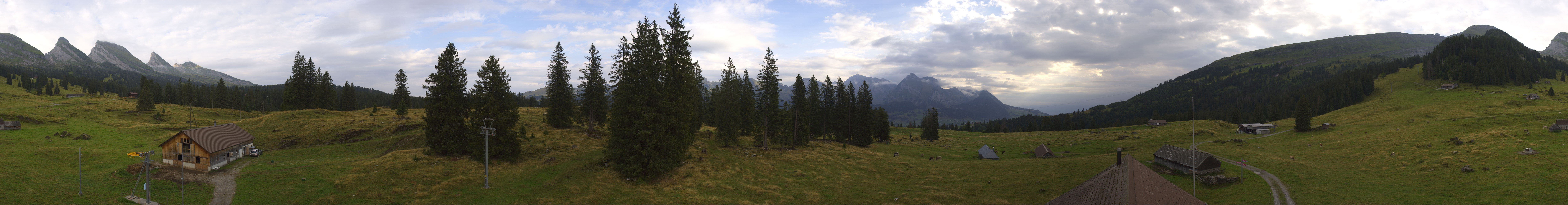 Archiv Foto Webcam Zinggen Pub Alt St. Johann