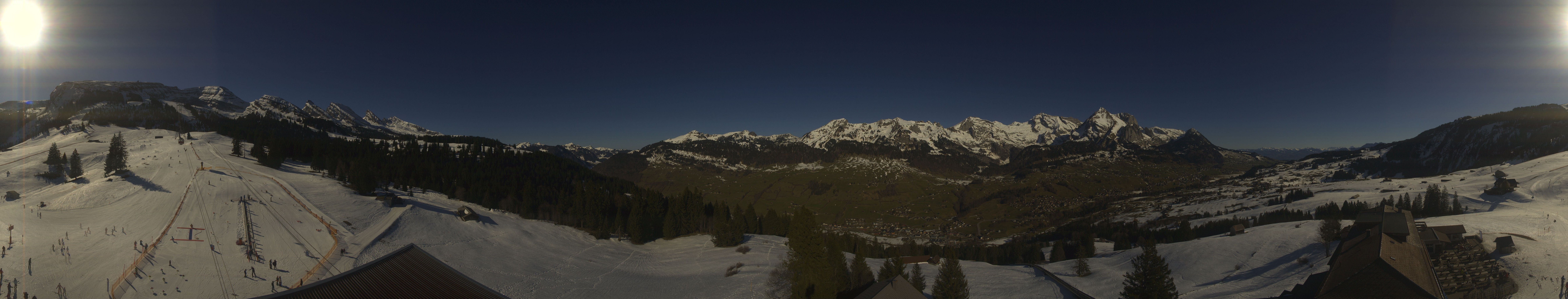 Archived image Webcam Chäserrugg Iltios Mountain Hut: Panorama View